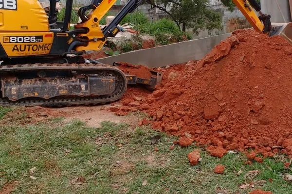 Escavação e terraplanagem — 2026